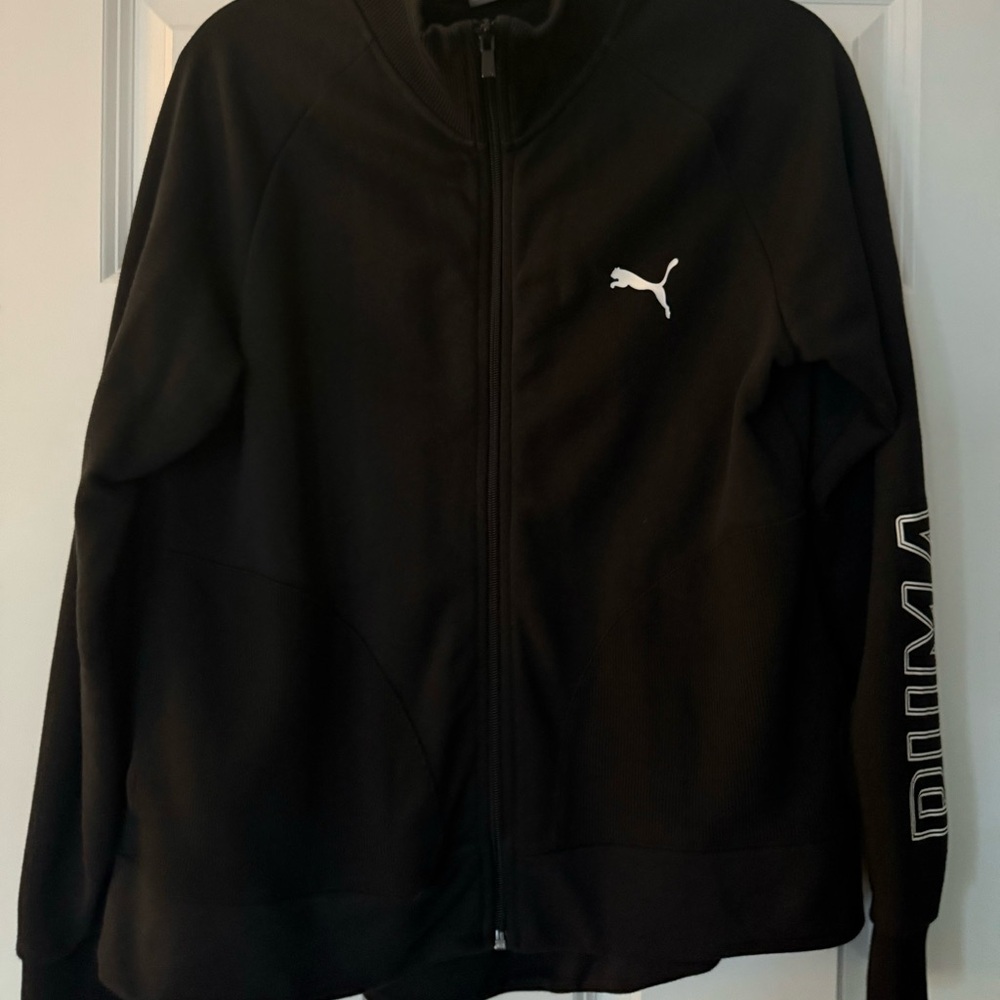 Women’s Puma Zip Up Sweatshirts